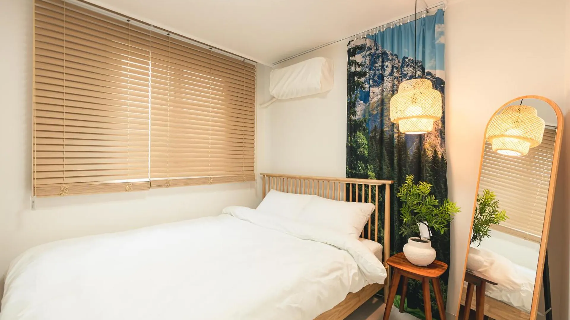 Stay Yeo Yu Seoul